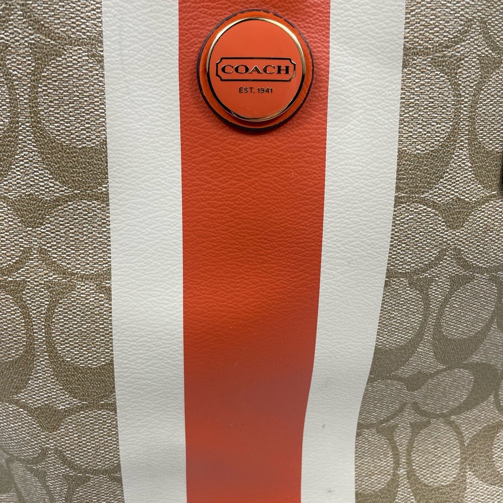 Coach Gorgeous Beige and Orange Shoulder Tote 👜 - Picture 2 of 11